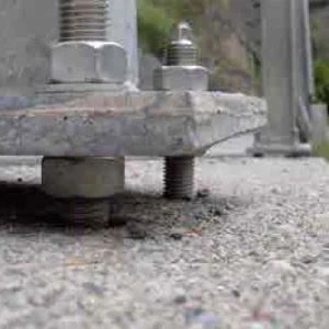 Kan en Penetrating Crack Sealer användas på travertinsprickor?